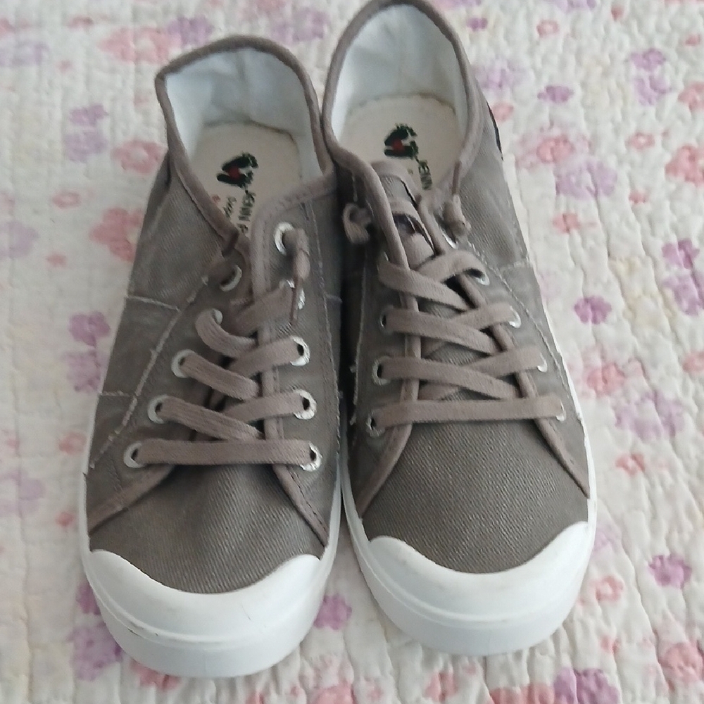Jenn Ardor Gray Sneakers - Picture 9 of 10